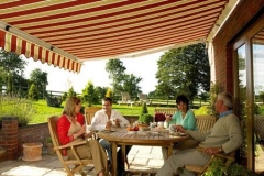 garden-patio-awning