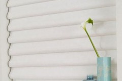 white-detail-roman-blinds