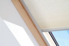 honey-comb-pleated-blind-detail